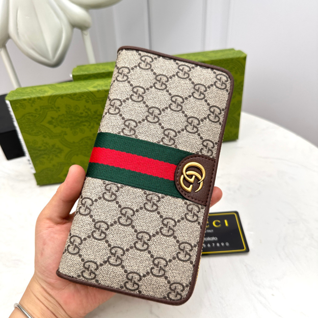 グッチ「Gucci」GG Marmont チェーンウォレット レザー ウォレット
