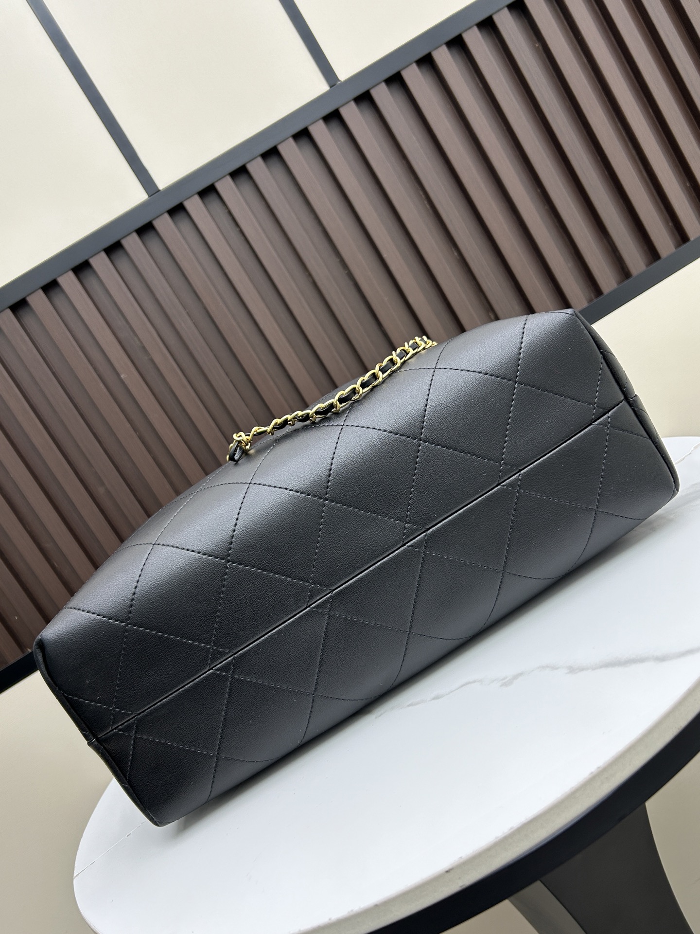 シャネル「Chanel」25A クイルティング トートバッグ アンティークゴールド レディース ショッピングバッグ