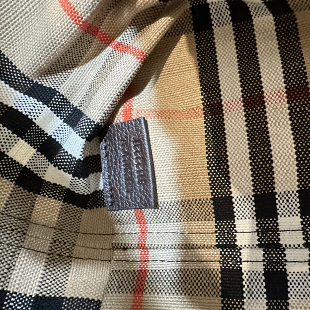 バーバリー「Burberry」Haymarketチェック トートバッグ（大容量ショッピングバッグ）