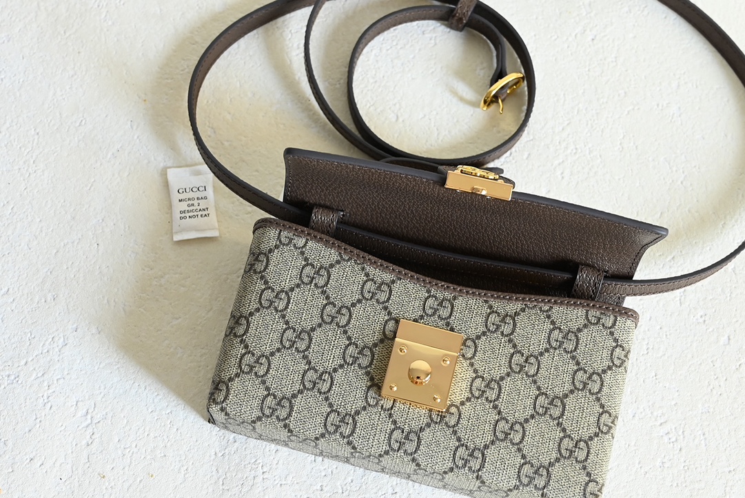 グッチ「Gucci」キャンバス ロックショルダーバッグ