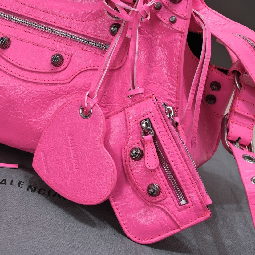 バレンシアガ「Balenciaga」 バイカー トレンチ ミディアム ショルダーバッグ