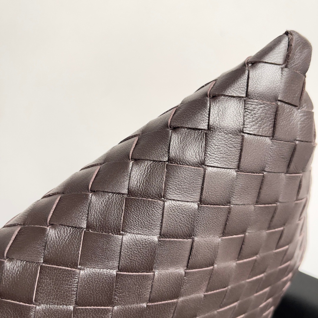 ボッテガ・ヴェネタ「Bottega Veneta」ホップ ショルダーバッグ ラージ レザー