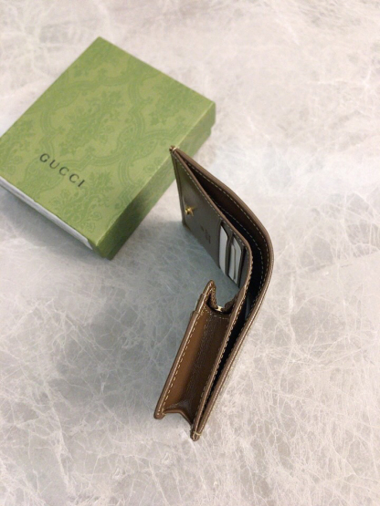 グッチ「Gucci」GG EMBLEM 財布