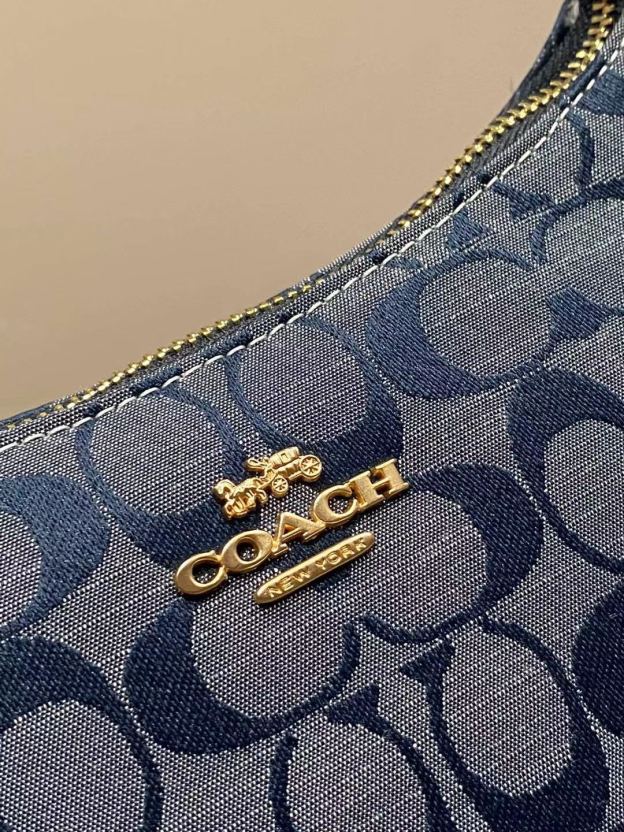 コーチ「Coach」Teri ショルダーバッグ