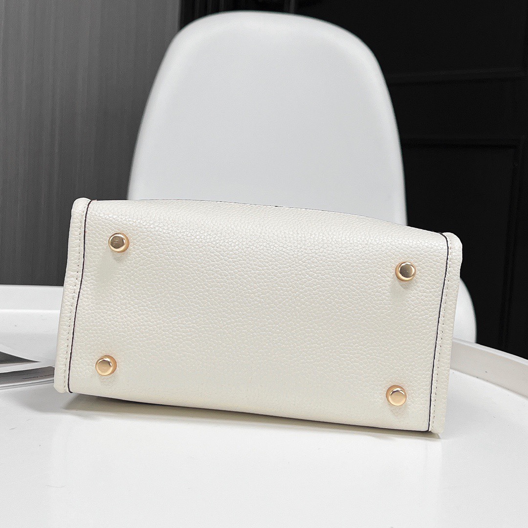 コーチ「Coach」シグネチャー ジャカード×レザー ショルダーバッグ