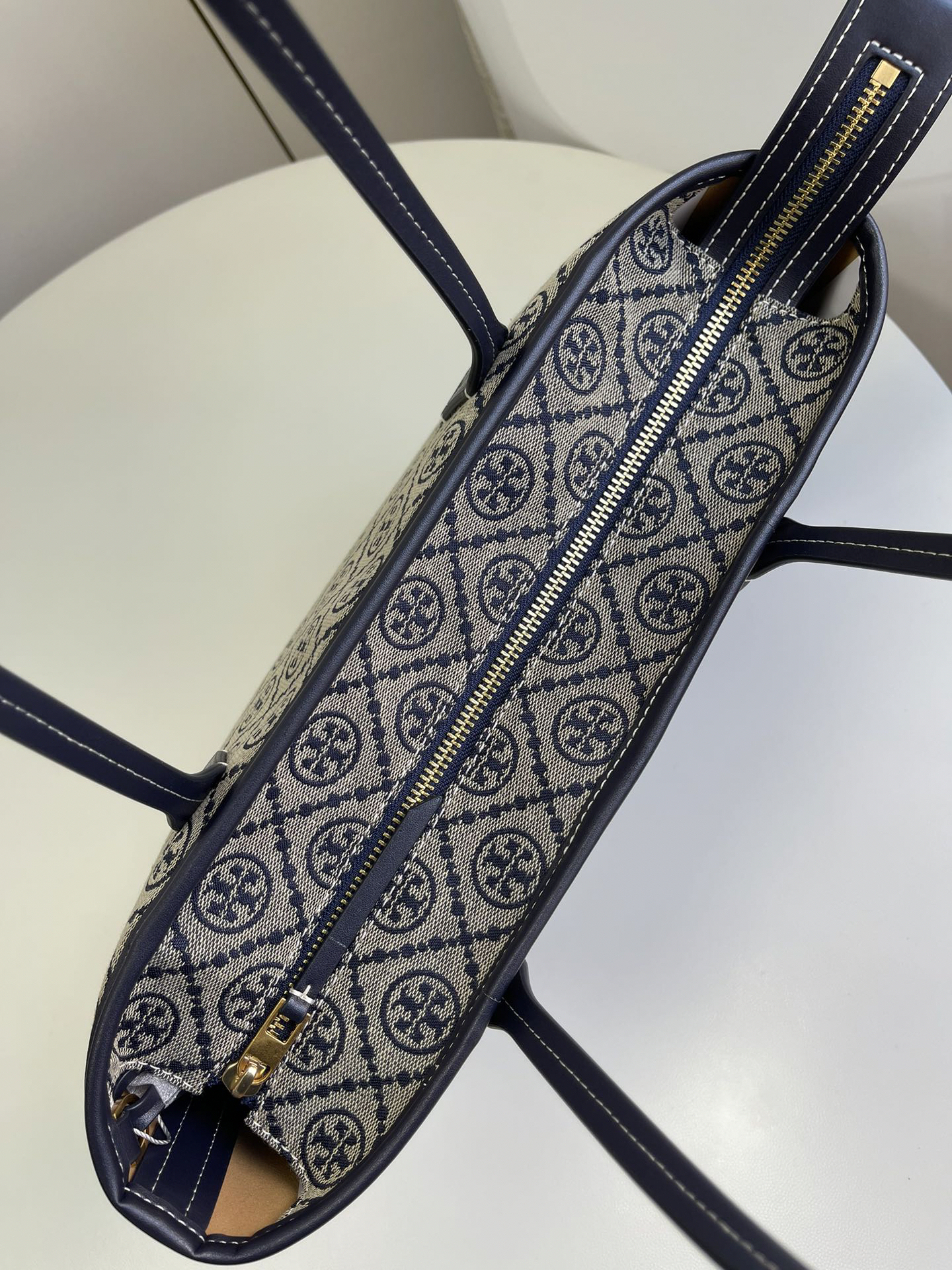 トリー バーチ「Tory Burch」 T Monogram ショッピングトート