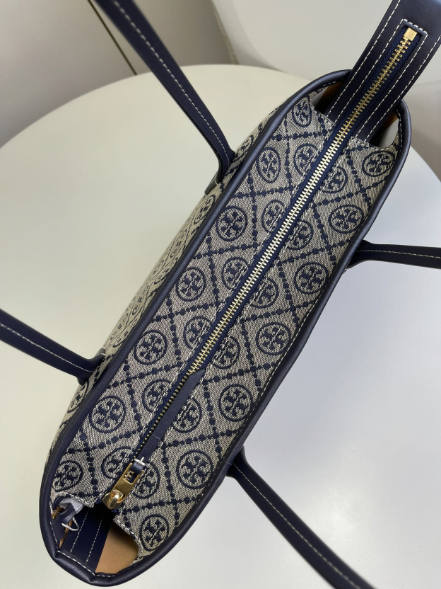 トリー バーチ「Tory Burch」 T Monogram ショッピングトート