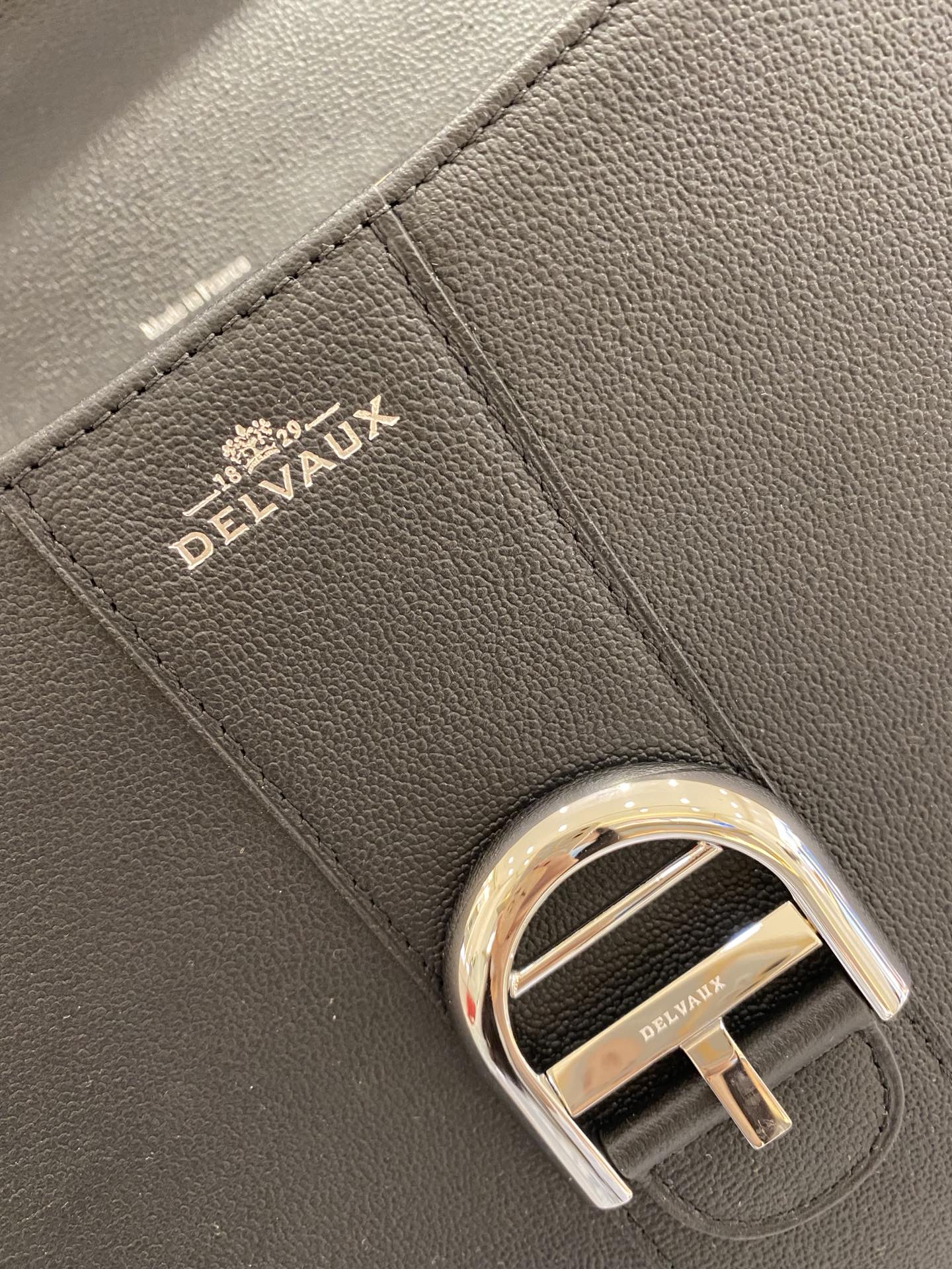 デルヴォー「Delvaux」Shoulder Bag