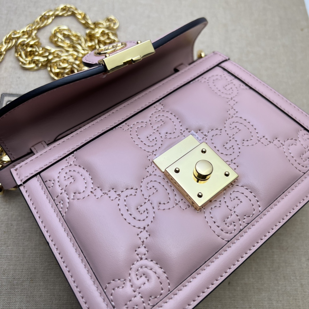 グッチ「Gucci」ショルダーバッグ