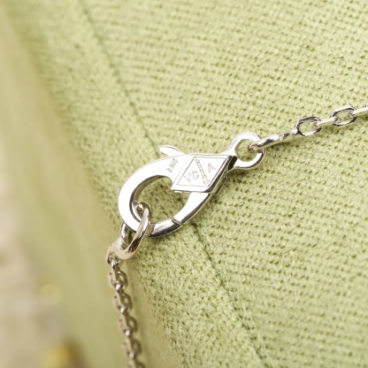 ヴァン クリーフ＆アーペル「Van Cleef & Arpels」ペンダントネックレス