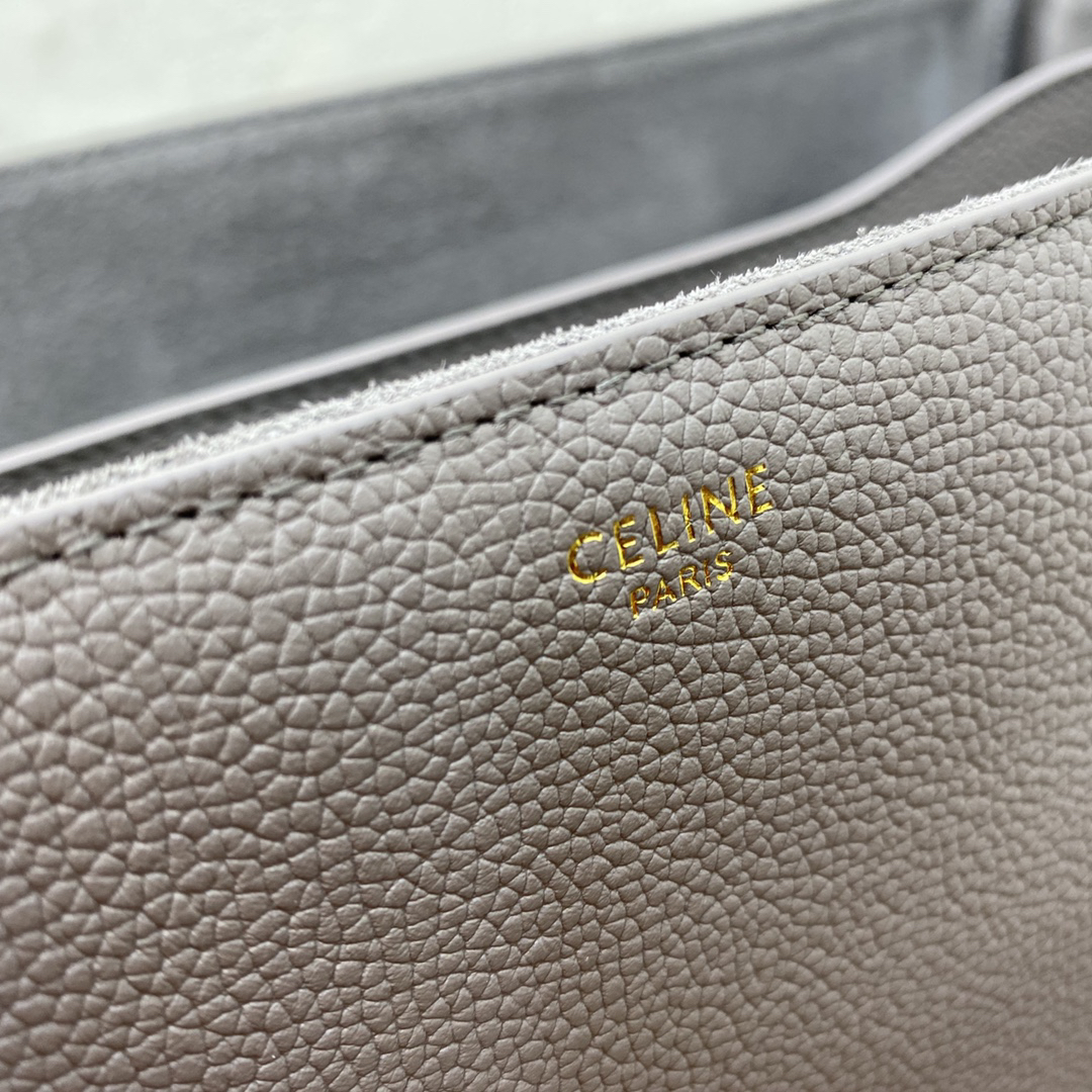 セリーヌ「Celine」SOFT 16 レザー ショルダーバッグ