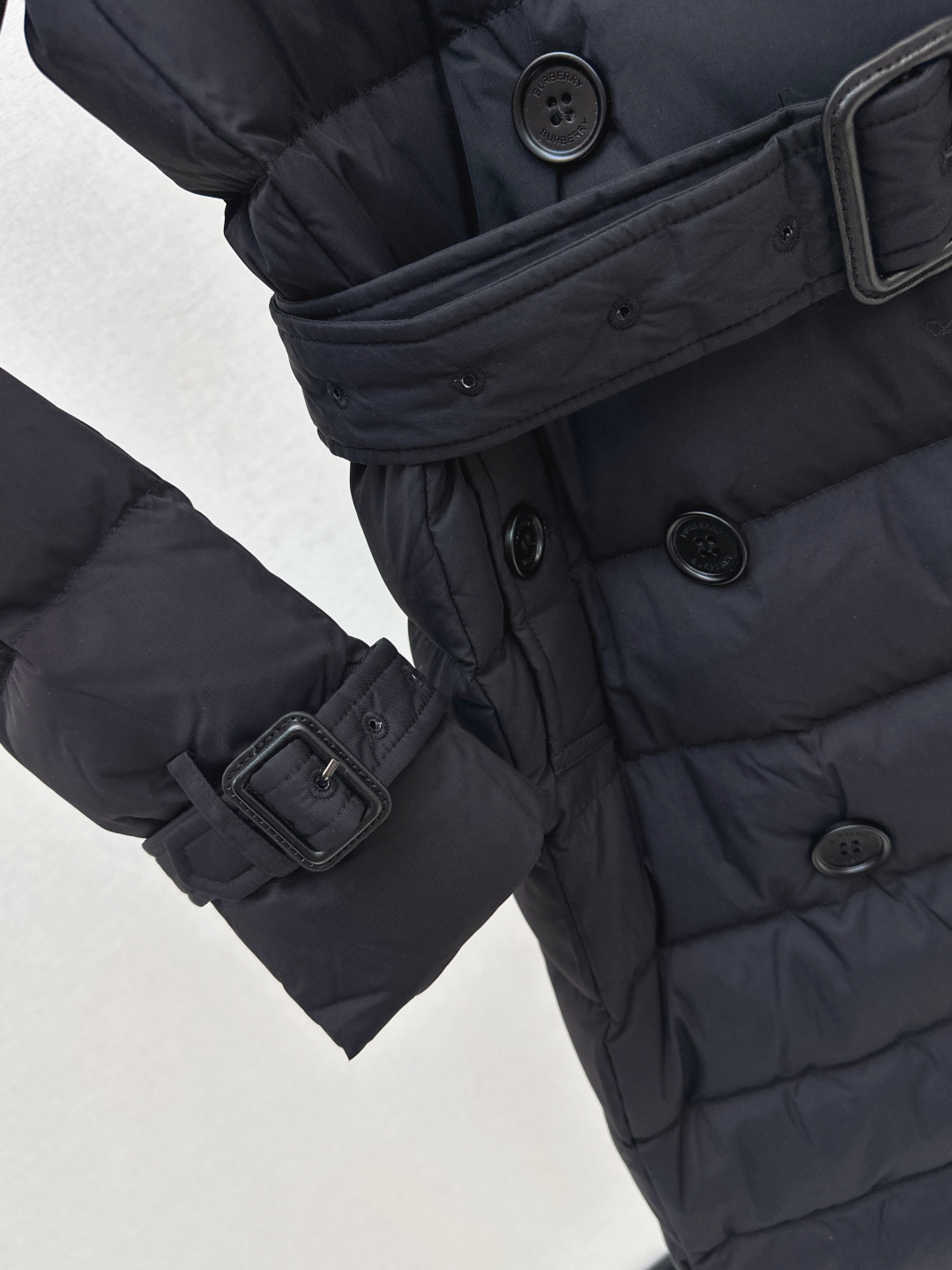 バーバリー「Burberry」 ダブルブレスト ロング ダウンコート フード付き-ISETAN PRESTIGE CURATED