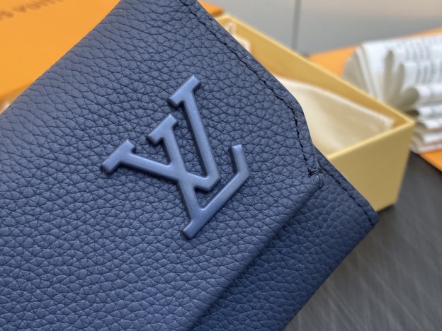 ルイ・ヴィトン「Louis Vuitton」ポルトフォイユ･パイロット