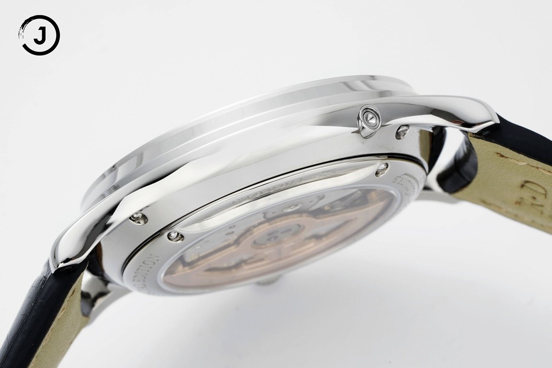 ジャガー ルクルト「Jaeger-LeCoultre」マスター・ウルトラスリム パーペチュアルカレンダー 39MM