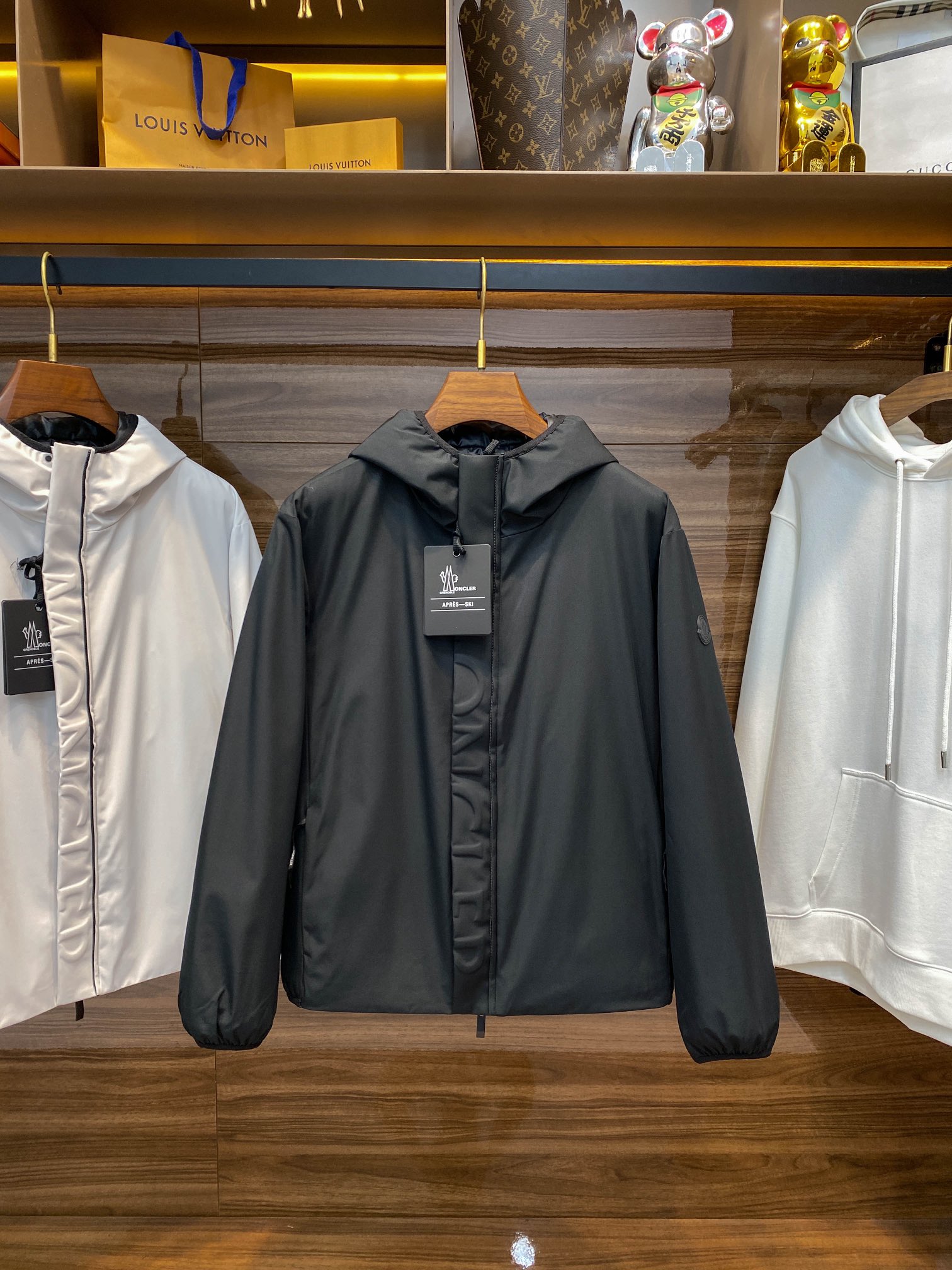 モンクレール「Moncler」Polset フード付きダウンジャケット