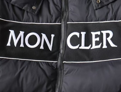 モンクレール「Moncler」カラーブロック ダウンジャケット