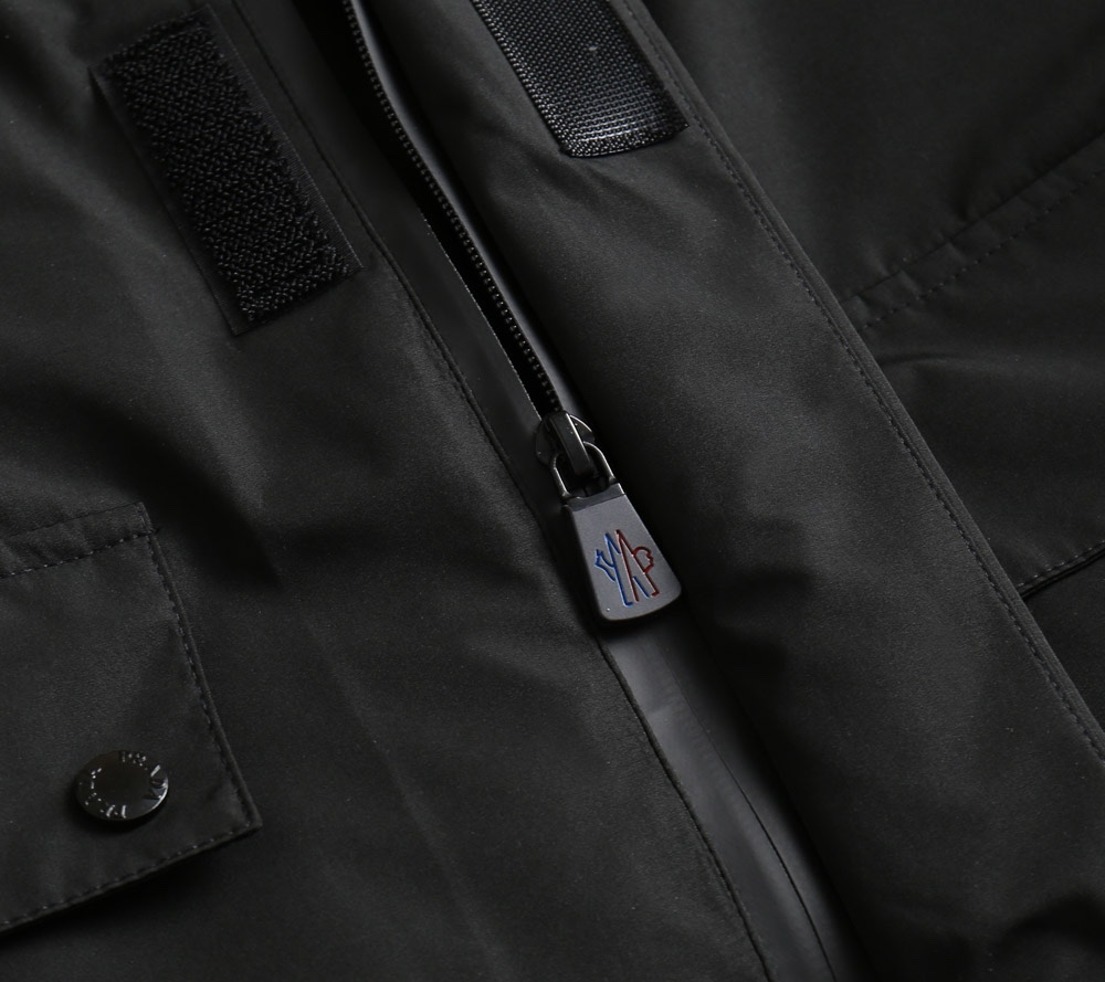 モンクレール「Moncler」カラーブロック ダウンジャケット