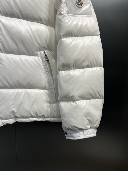 モンクレール「Moncler」Maya ダウンジャケット