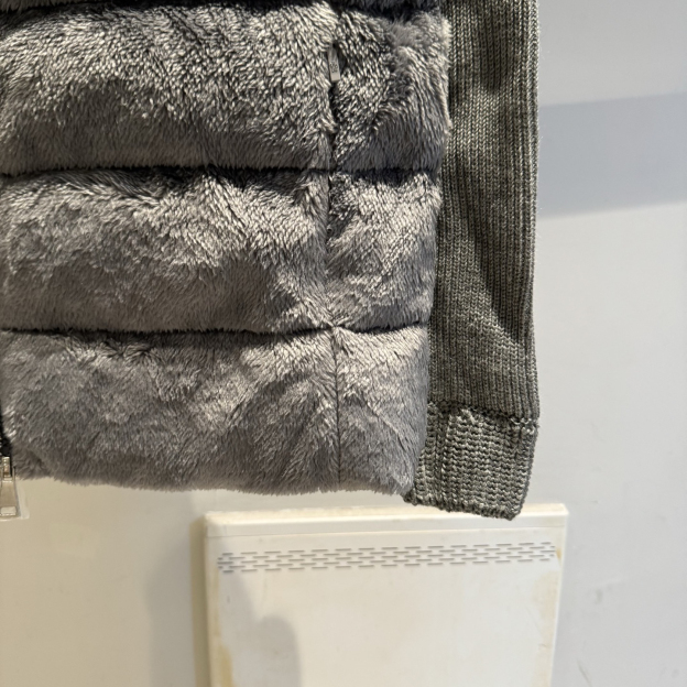 モンクレール「Moncler」パネルジップアップ ダウンジャケット