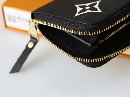 ルイ・ヴィトン(Louis Vuitton) ジッピー･ウォレット