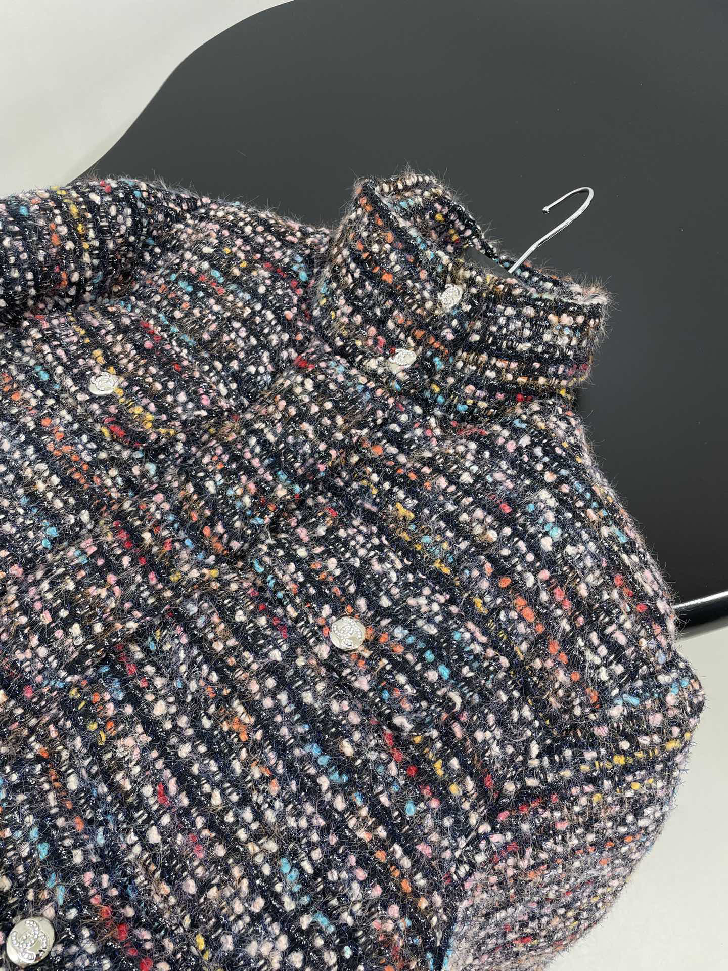 シャネル「Chanel」ツイード ダウン ジャケット