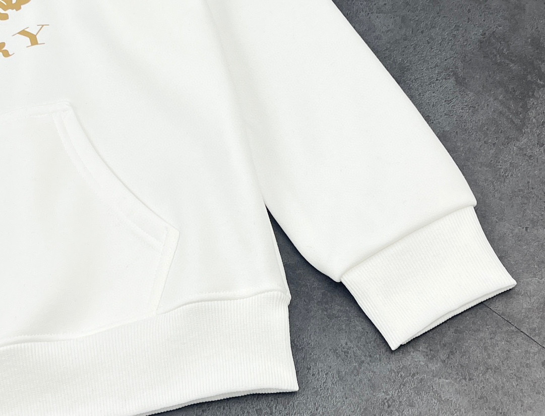 バーバリー「Burberry」エクイストリアン キルティッド パーカ