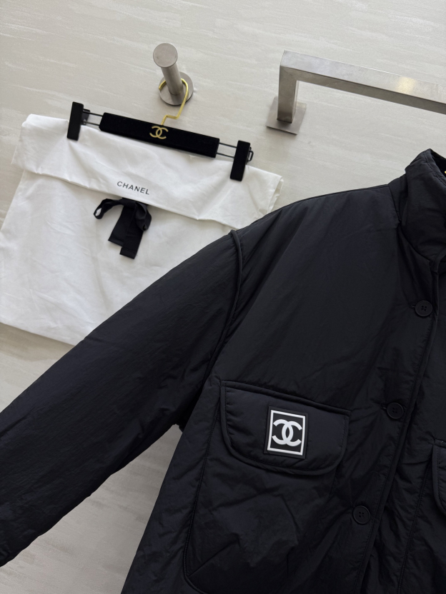 シャネル「Chanel」ヴィンテージ スタンドカラー キルトド ジャケット