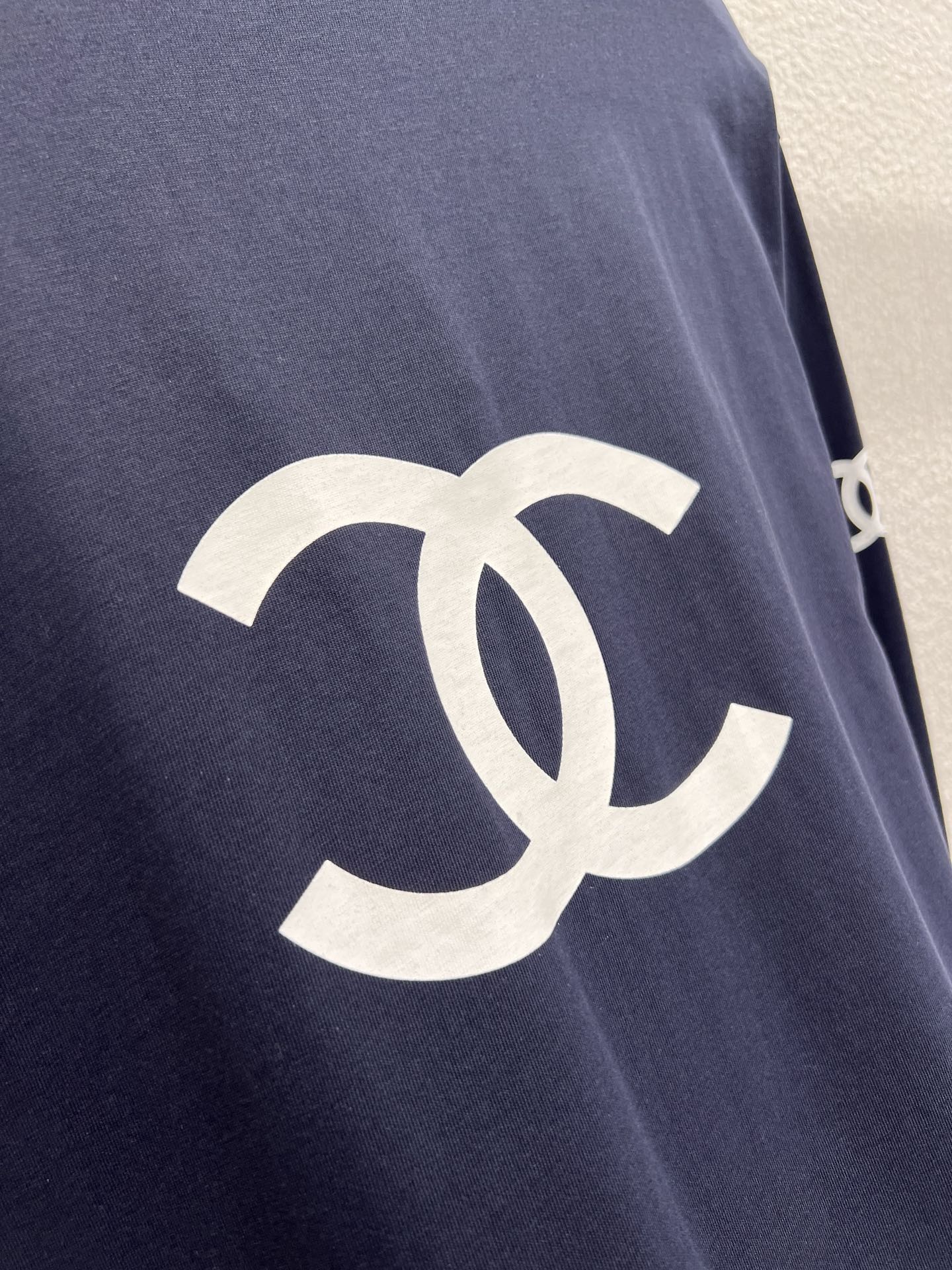 シャネル「Chanel」メタリック ダブルC ロングスリーブ Tシャツ