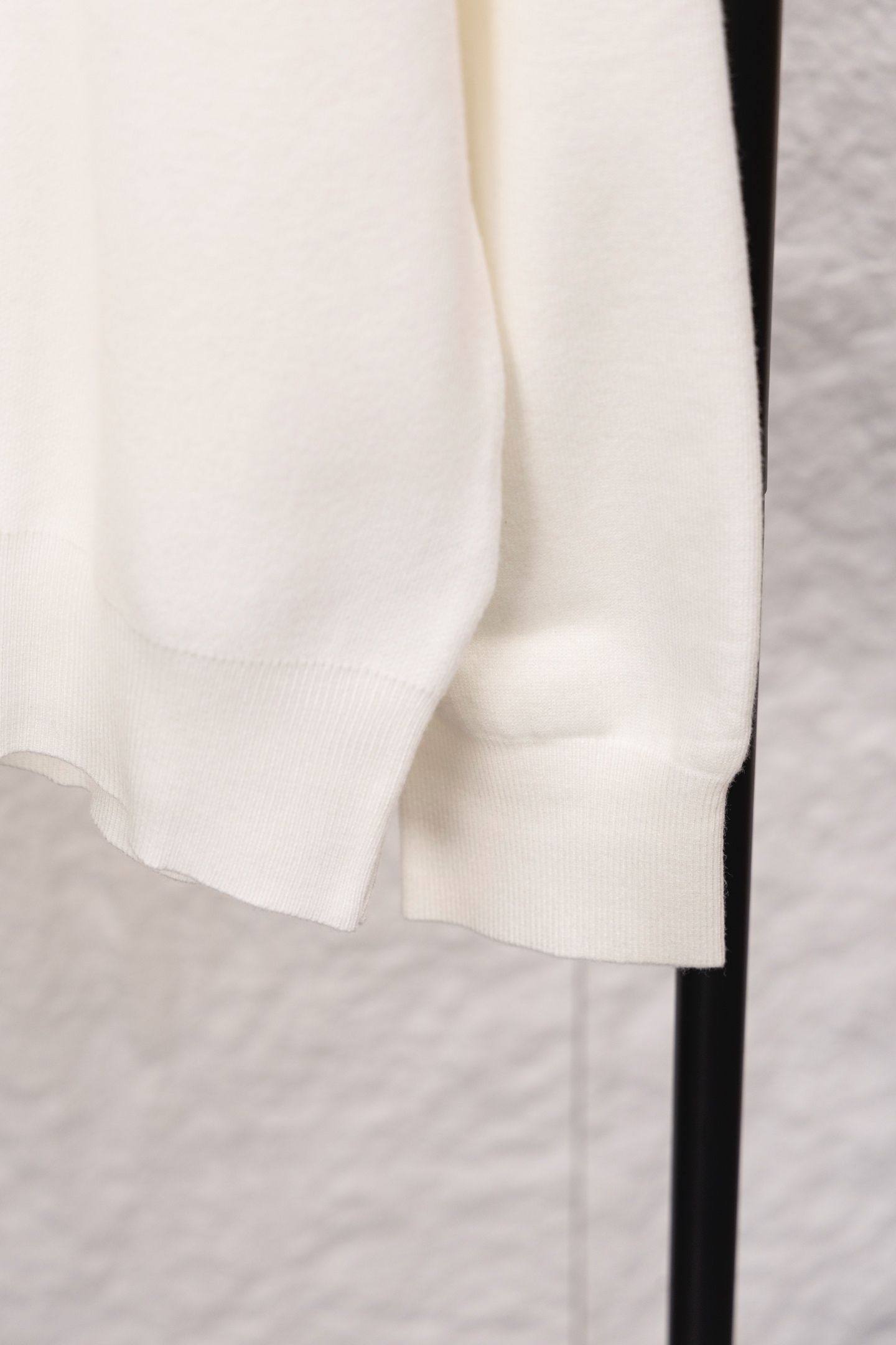 グッチ「Gucci」 スマイルロゴ ニットセーター