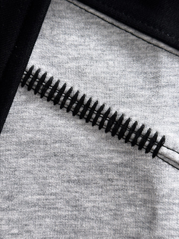 グッチ「Gucci」ロゴデザイン ハイネック ジップアップ スウェットシャツ