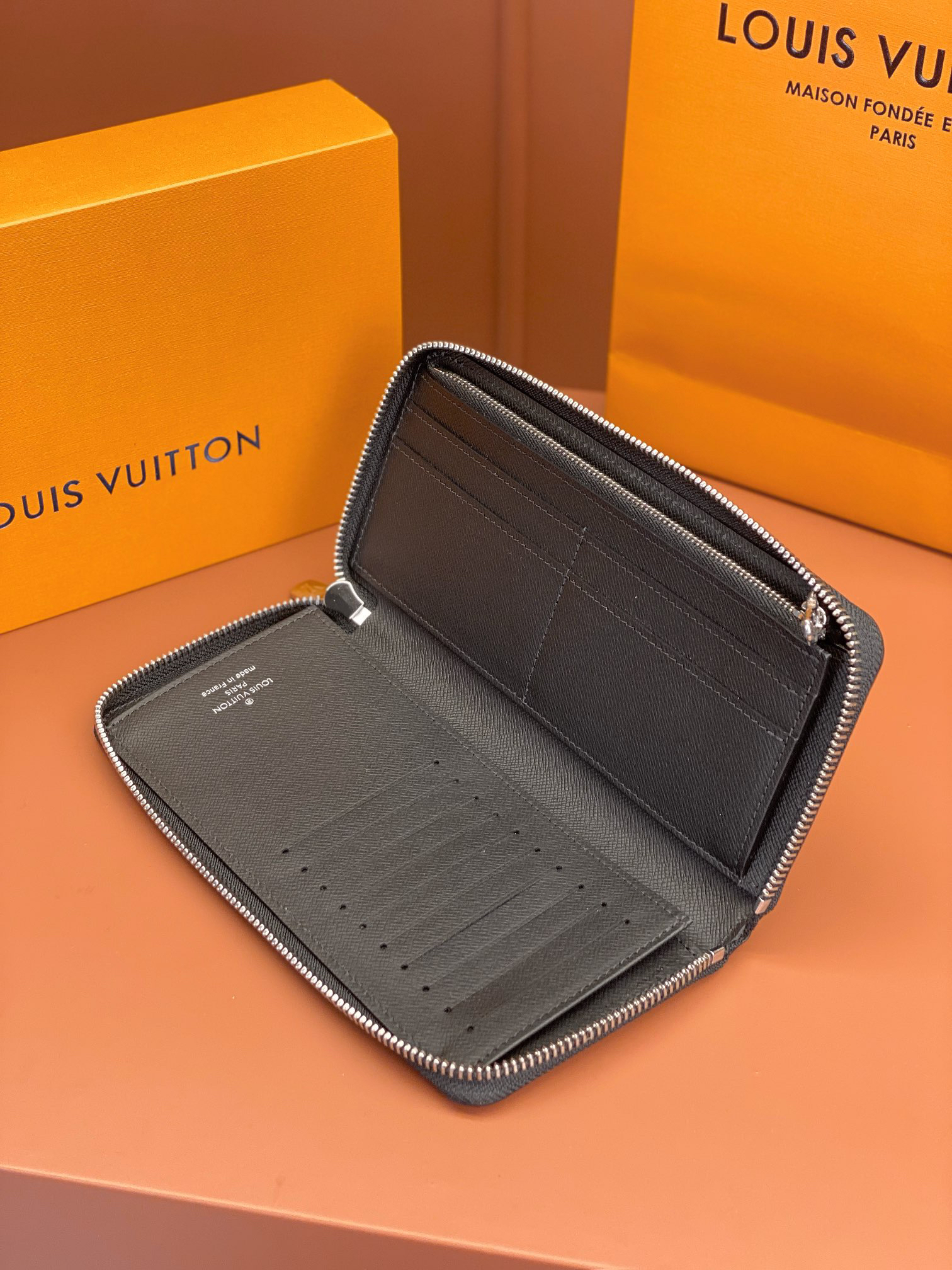 ルイ・ヴィトン「Louis Vuitton」ジッピーウォレット･ヴェルティカル