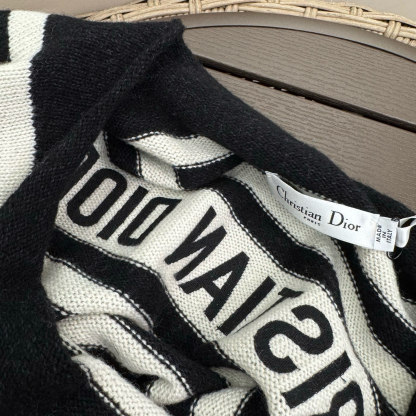 ディオール「Dior」マリンストライプ ニットセーター