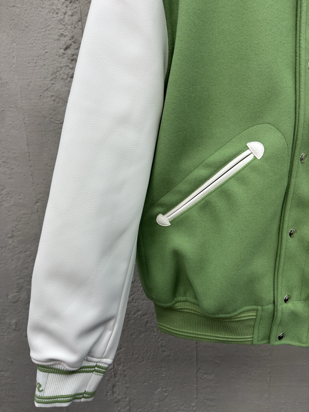 ディオール「Dior」EMBROIDERED ブルゾン