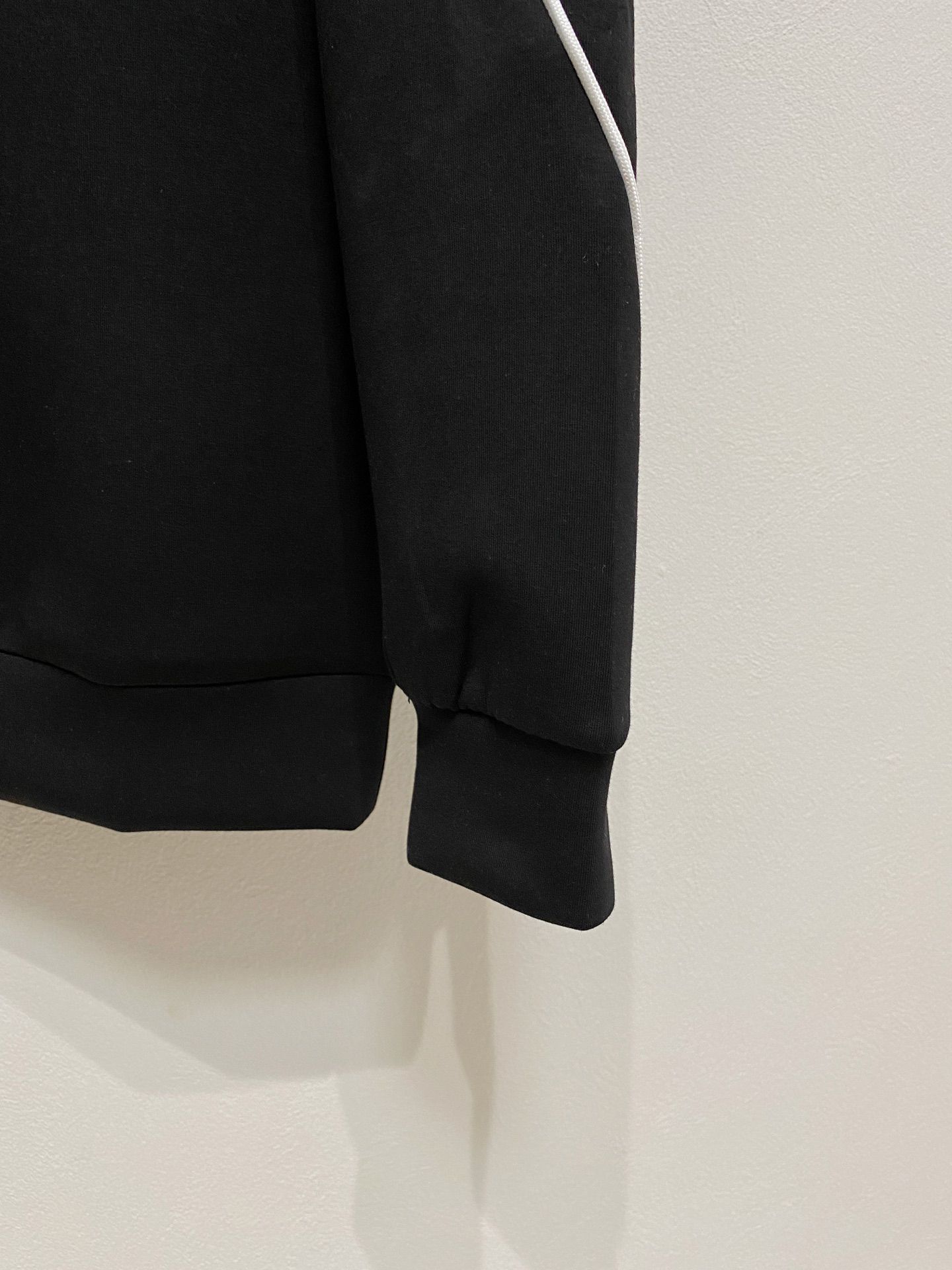 ディオール「Dior」エンブロイダード スウェットシャツ