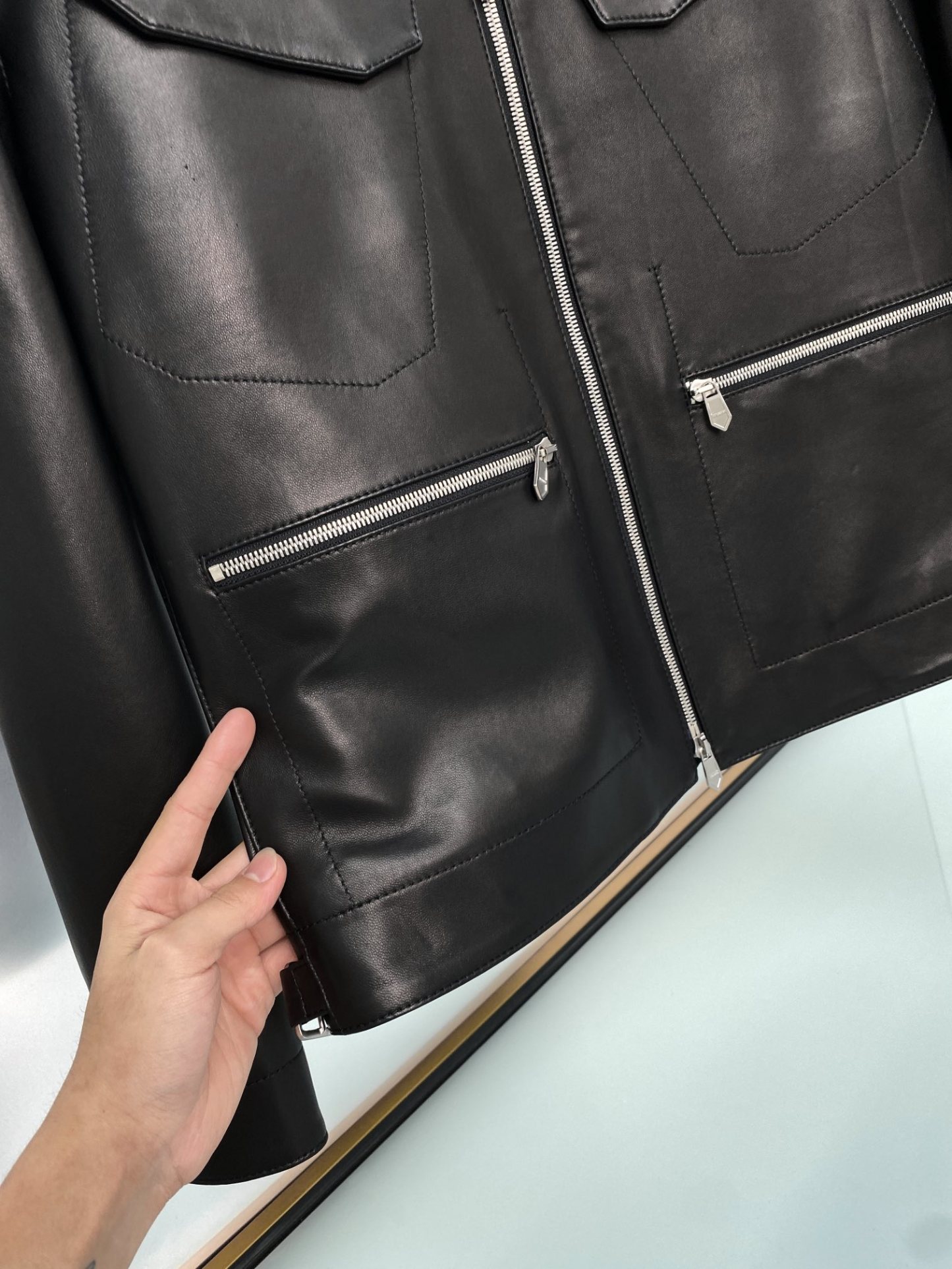 エルメス「Hermès」アイコニック レザー ライダー ジャケット 