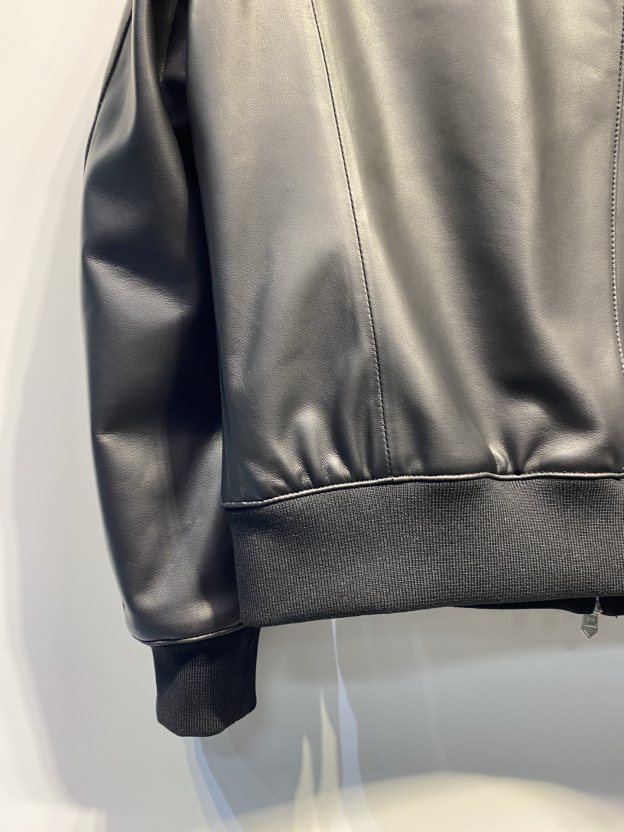 エルメス「Hermès」グレネ カルフスキン ボンバー ジャケット