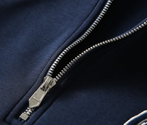 エルメス「Hermès」オートン/ウィンター サドルネイル エンブロイダリー フード付きジップスウェットシャツ 