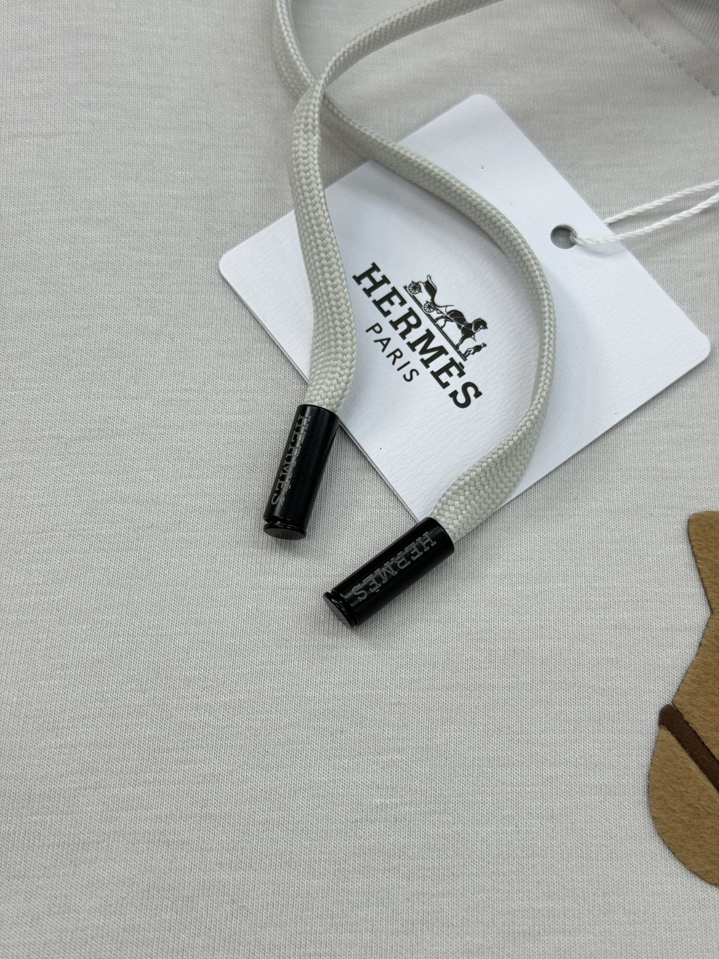 エルメス「Hermès」PARIS エンブロイダリー フーディッド スウェットシャツ