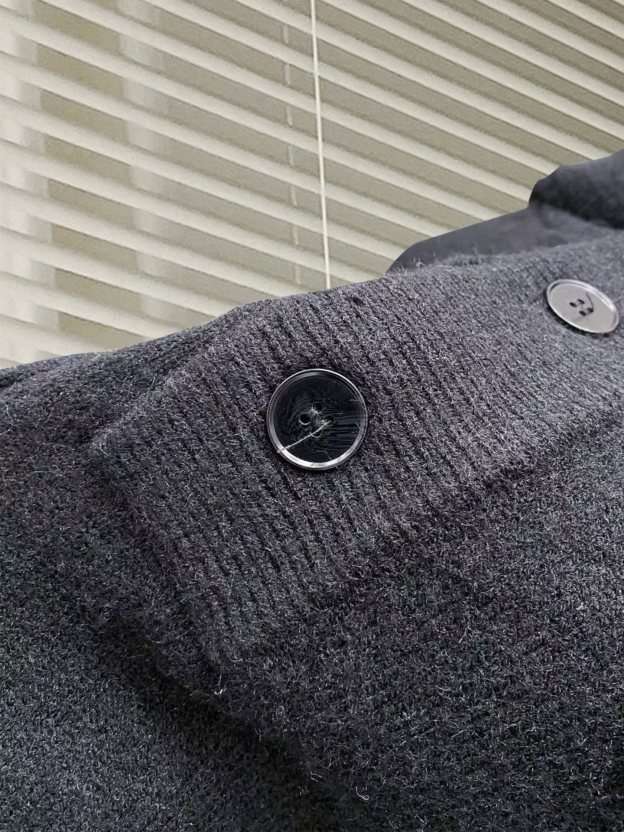 エルメス「Hermès」ロゴ フーディッド ウール ニット