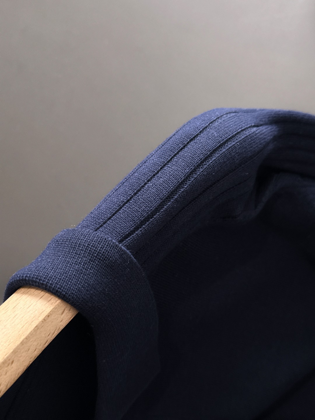 エルメス「Hermès」エンブロイダリー ロゴ ニット セーター