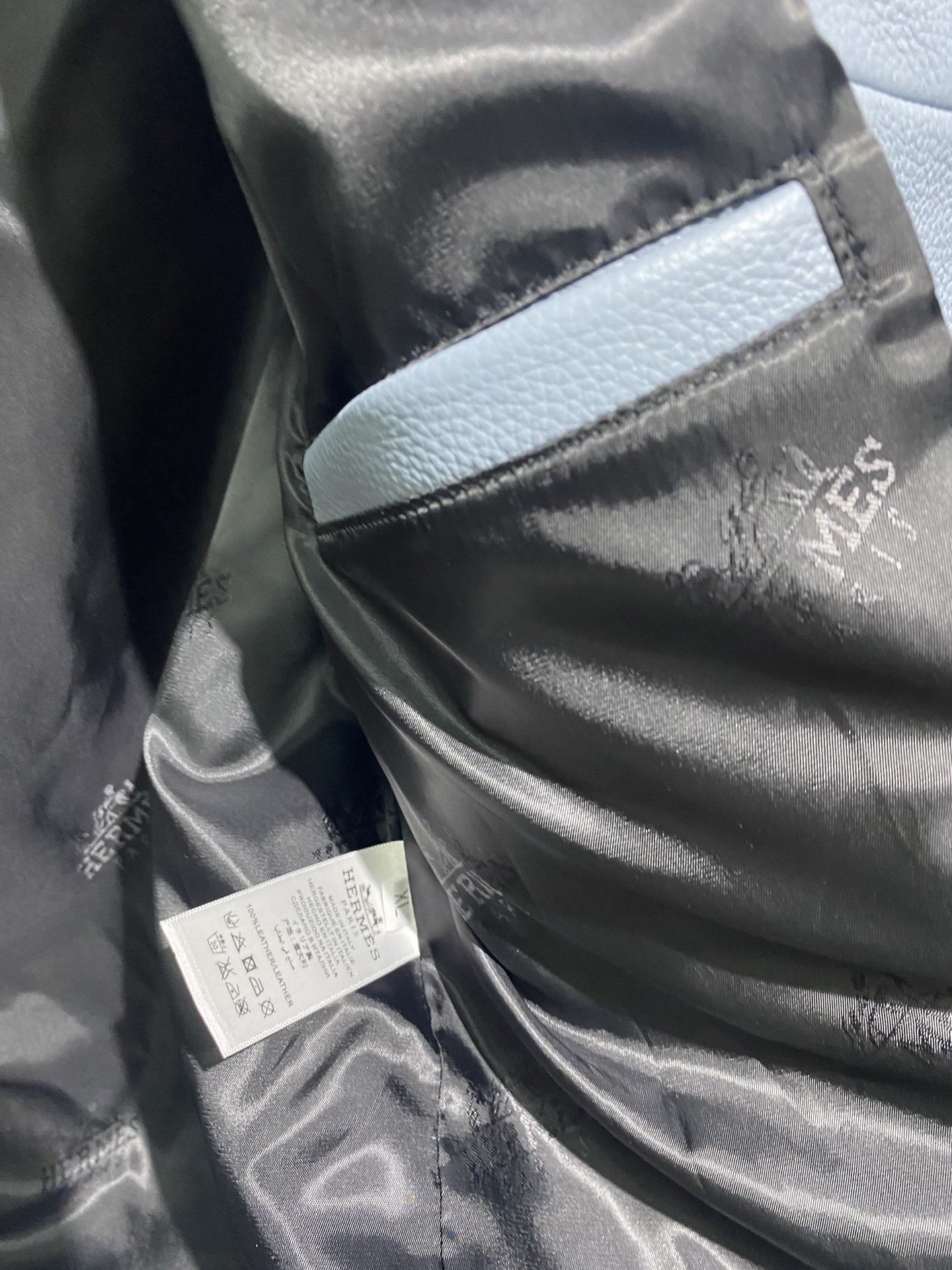 エルメス「Hermès」トップレザー フーデッド ジャケット