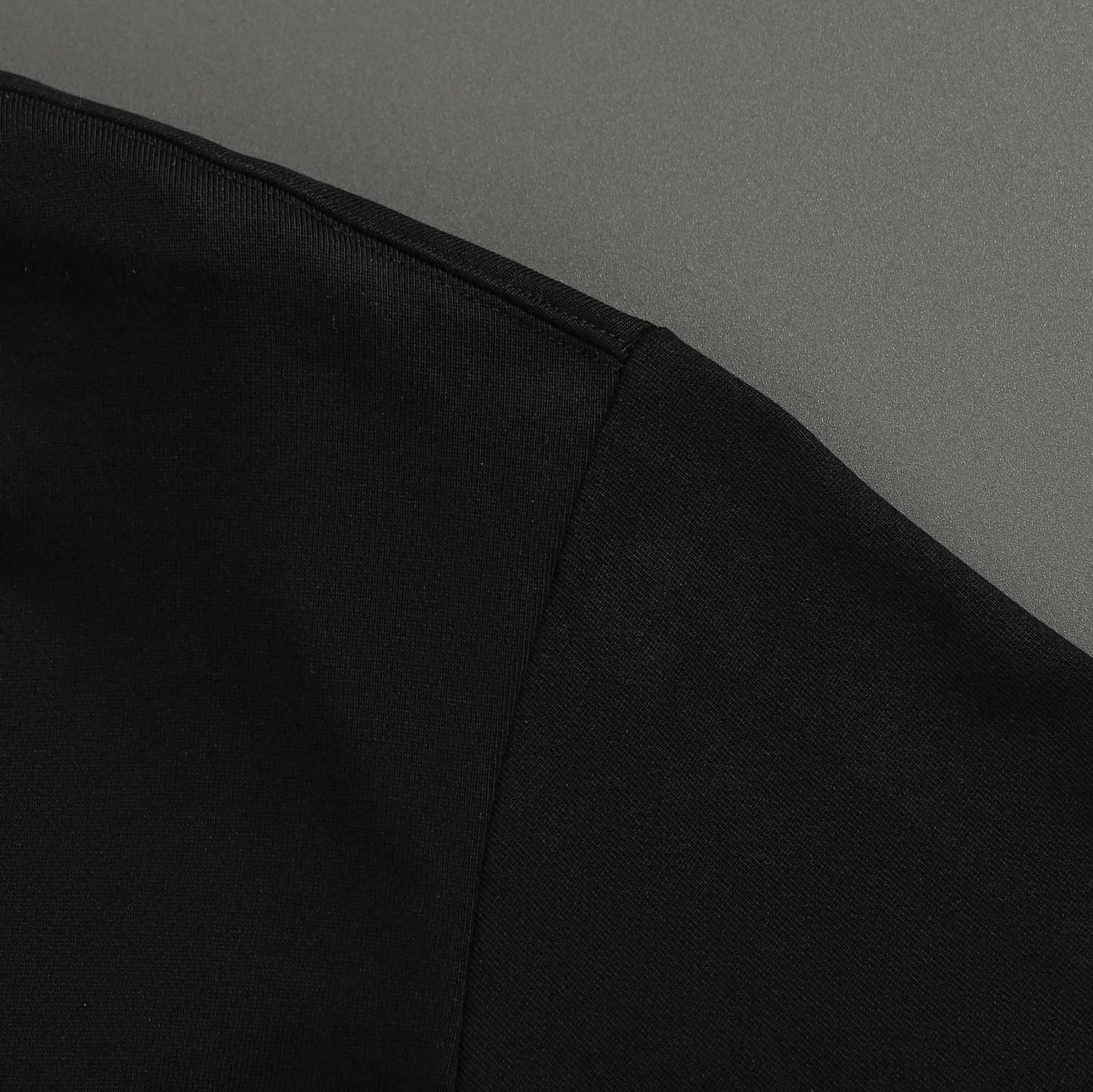 プラダ「Prada」ユニセックス クルーネック スウェットシャツ