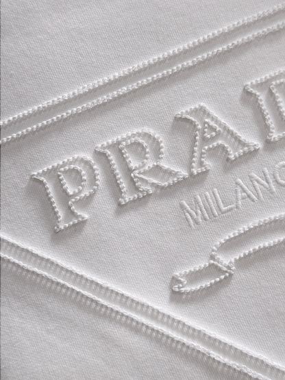 プラダ「Prada」ハイデンシティ モダール スウェットシャツ