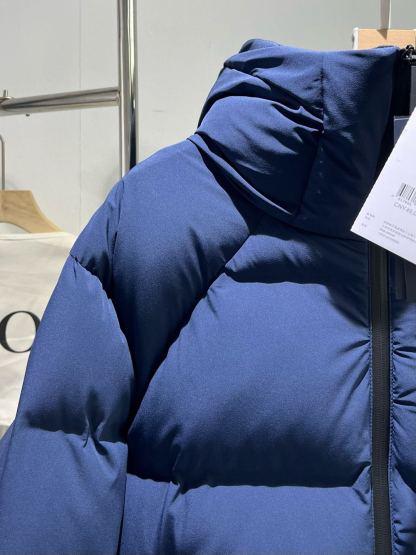 ディオール「Dior」スタンドカラー ジャカード キルト ダウン ジャケット