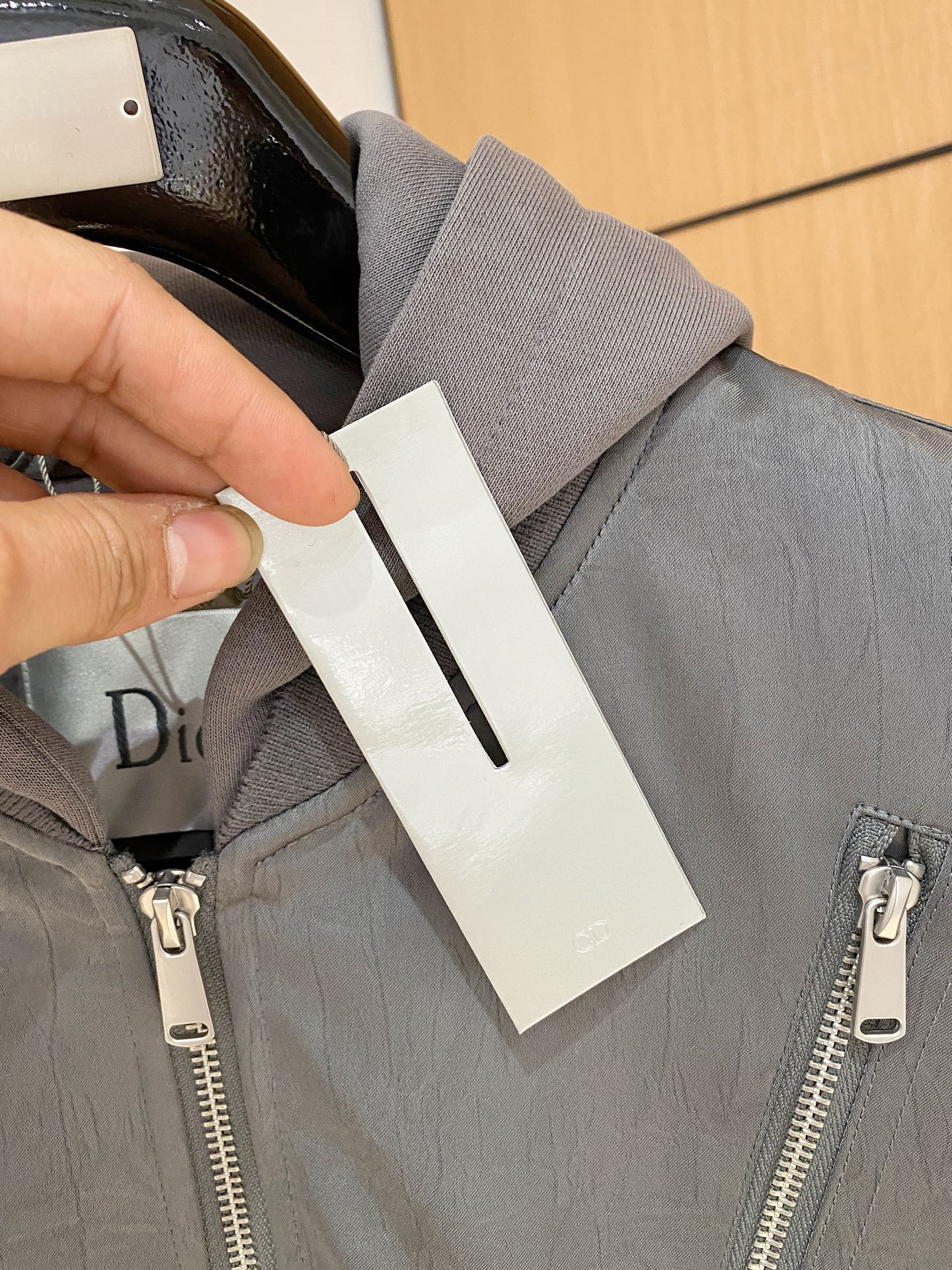 ディオール「Dior」ダウンフード付きジャケット