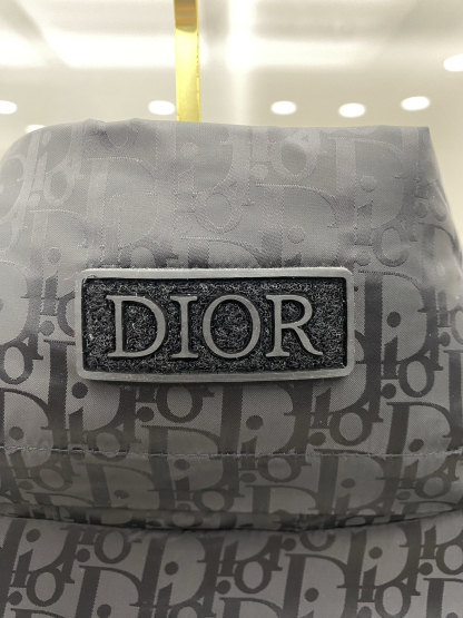 ディオール「Dior」Oblique ダウンジャケット