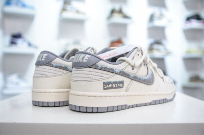 「コラボモデル」Supreme x Nike "ホワイト/グレー" スケートボードシューズ