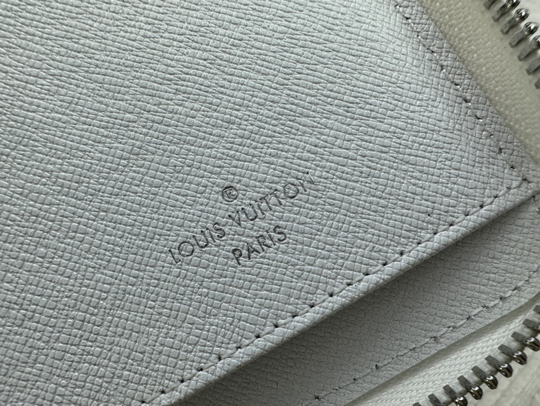 ルイ・ヴィトン「Louis Vuitton」ジッピーウォレット･ヴェルティカル