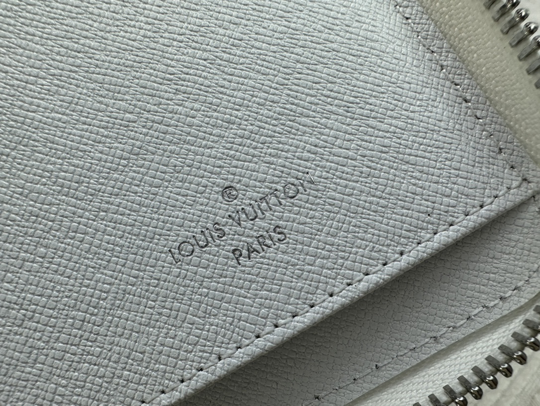 ルイ・ヴィトン「Louis Vuitton」ジッピーウォレット･ヴェルティカル