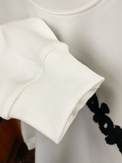 ディオール「Dior」エンブレム タオル刺繍 スウェットシャツ